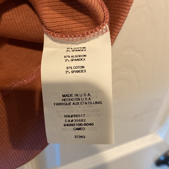 Bebe Women's Pink/Rust Tank Top. - Picture 4 of 4